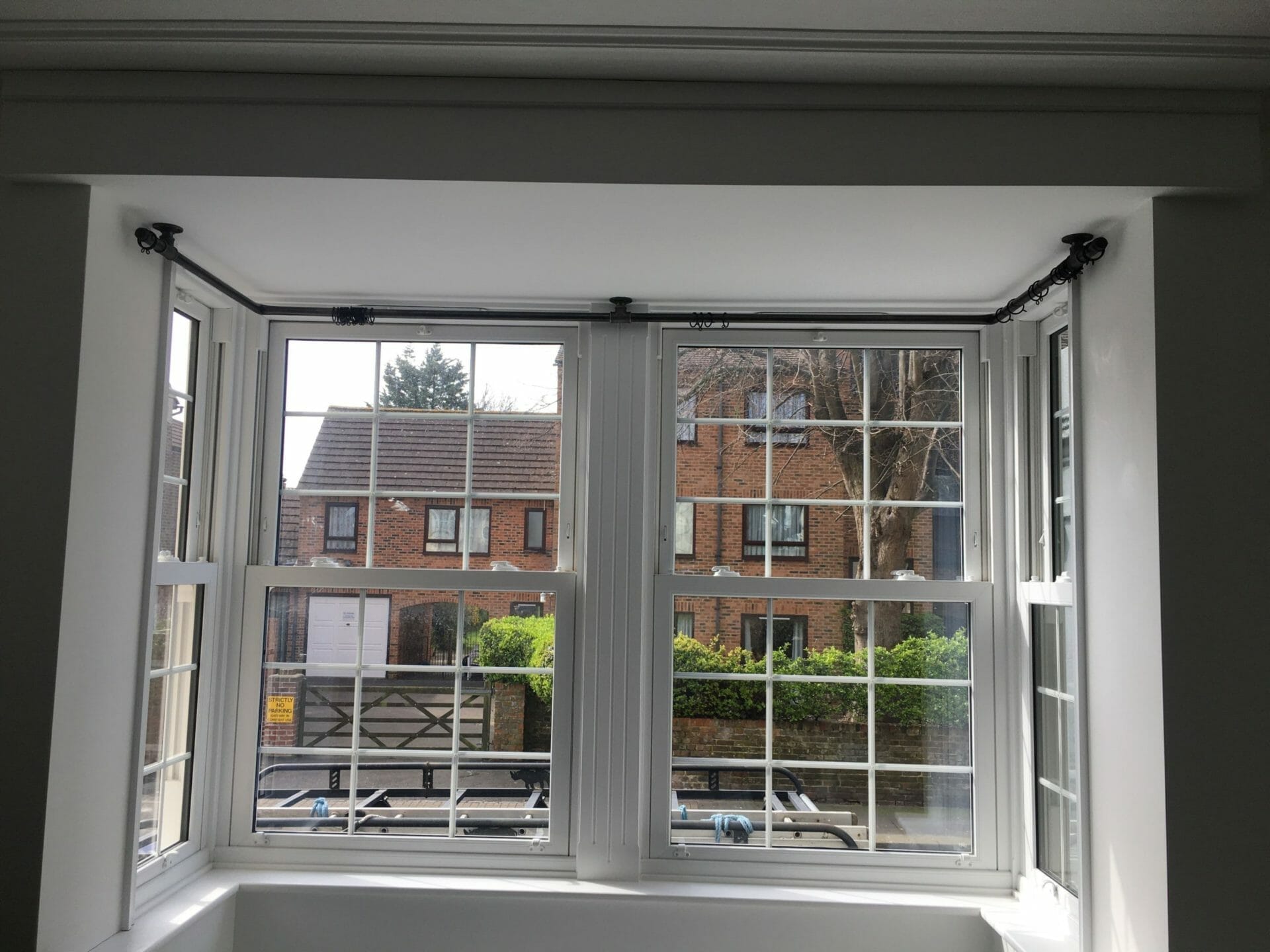 Customisable Bay Window Curtain Pole & Bracket Set