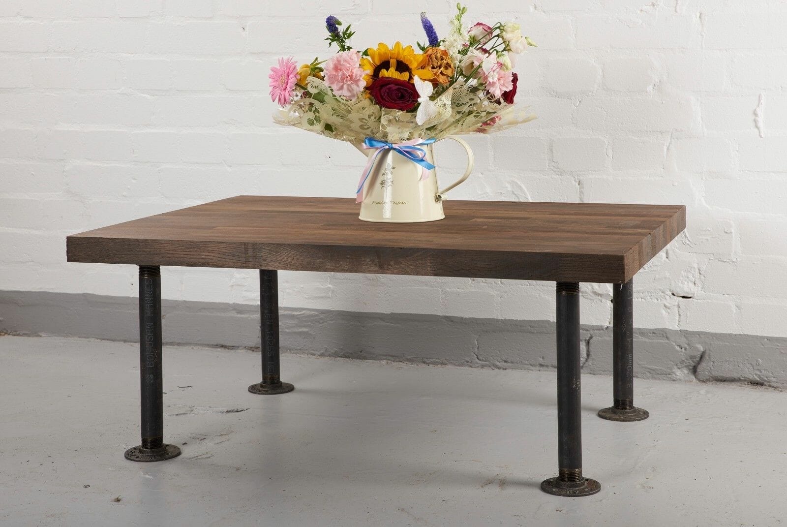 Industrial metal deals coffee table legs