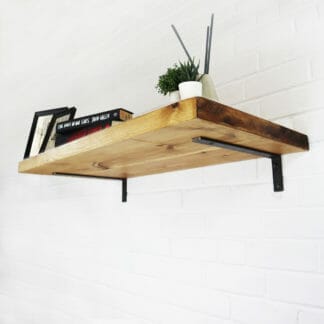 Lipped Brackets with Shelves