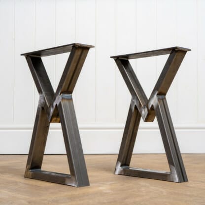 Hourglass-Shape-Industrial-Steel-Bench-Legs-5