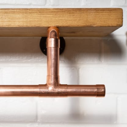 Tee-Clothes-Rail-With-Solid-Wooden-Shelf-Industrial-Copper-Pipe-Style-3
