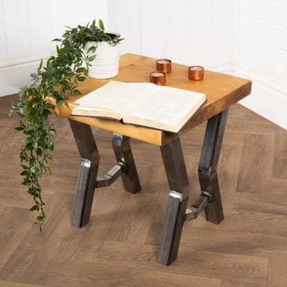 Side-Table-with-Shetland-Legs-2
