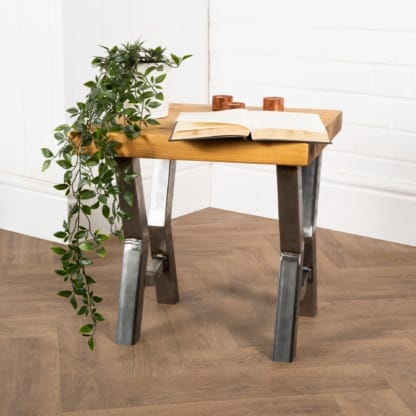 Side-Table-with-Shetland-Legs-3